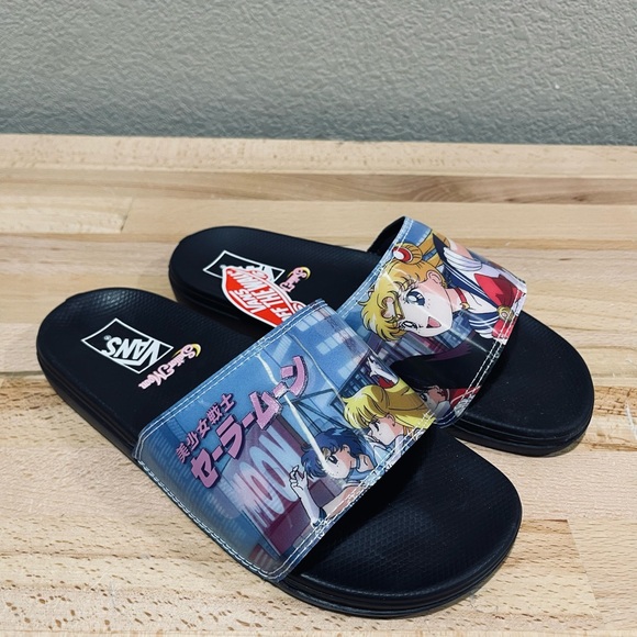 Vans x Pretty Guardian Sailor Moon La Costa Slides Women’s Sz 7, New Without Box - Picture 3 of 7